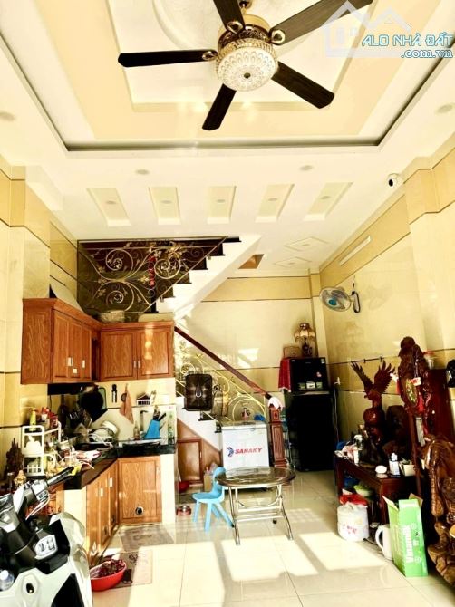 Bán Nhà HL2 4PN4WC Xe Hơi Ngủ Trong Nhà Chỉ 4.35 Tỷ TL - 1