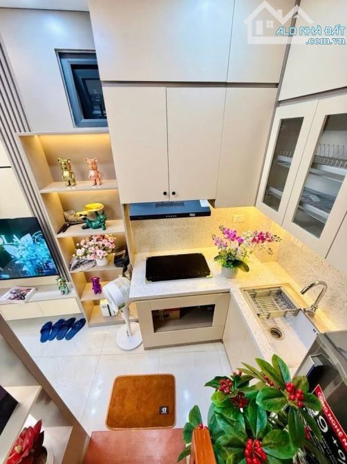 Bán nhà Dương Văn Bé - Hai Bà Trưng - 4 tầng - full nội thất gần ô tô - 1