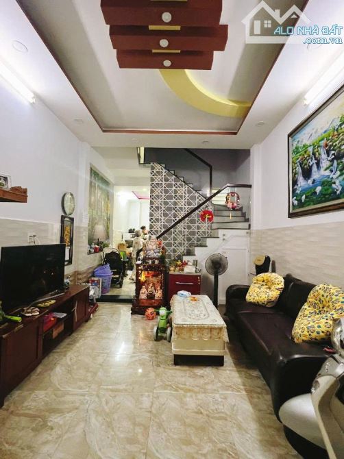 BÁN NHÀ TÂN PHÚ - HẺM XE HƠI – LÊ TRỌNG TẤN – NHÀ 3 TẦNG MỚI Ở LIỀN - 42M2 – GIÁ CHỈ HƠN 5 - 1