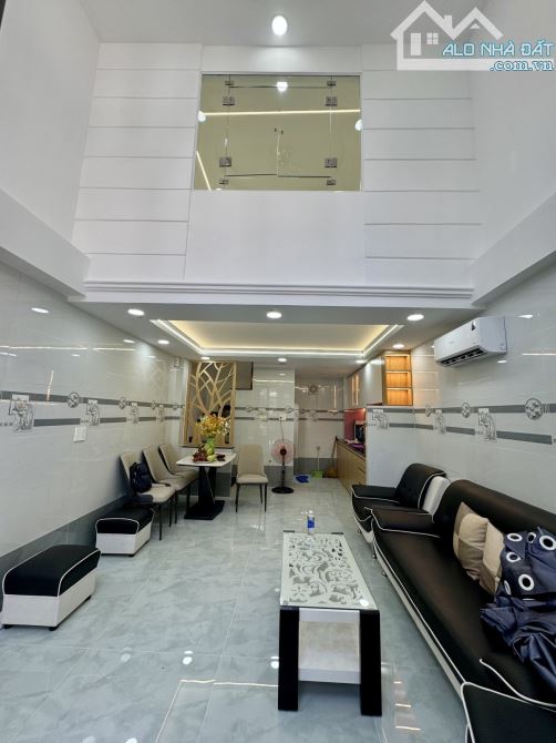 Nhà mới xây HXH 6m gần MT Nguyễn Thượng Hiền P.Hạnh Thông 5 tầng giá 7.35 tỷ - 1