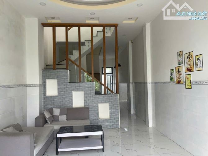 Bán nhà 1 trệt 1 lầu đường số 8  trường thạnh, kế bên đông tăng long ,Q9 - DT: 4x16m - 1