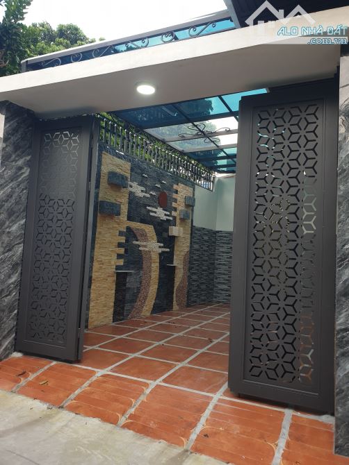 BÁN NHÀ ĐẸP 3.45 TỶ 3 TẦNG 76M2 CÓ SÂN Ô TÔ NGÕ ĐƯỜNG THANH BÌNH - 1