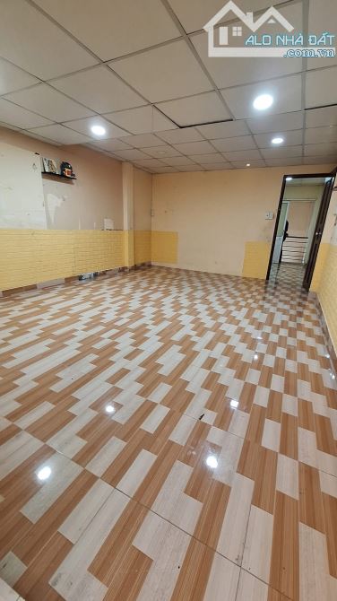 Bán nhà Diện tích khủng Quận 8, DT 88m, Ngang 4m nở hậu 7m, 2 Lầu, Giá Chỉ Hơn 4Tỷ Xíu. - 1