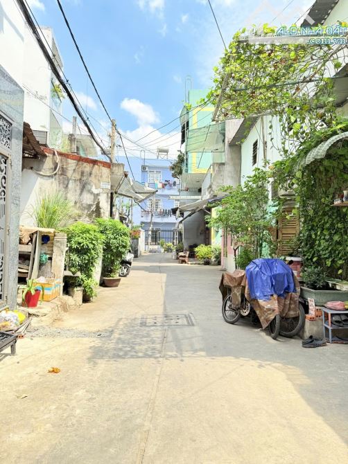 HẺM XE HƠI – CÁCH MẠNG – 2 TẦNG – GIÁ 4.95 TỶ - 1