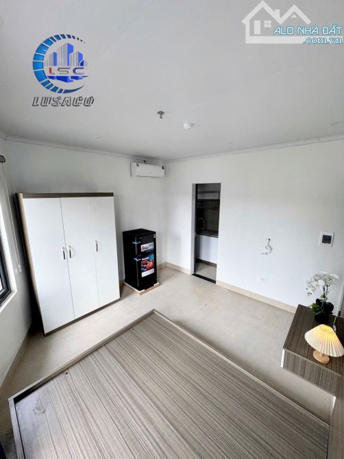Cho Thuê CCMN Ngõ 58 Trần Bình Cầu Giấy 30m2 Studio Cửa Sổ Ban Công Thang Máy Gần Chợ Lớn - 1