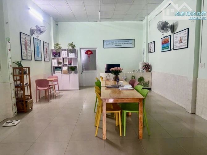 🔥HÀNG HIẾM 🔥 Với 7,5 Tỷ _ Bán Đất tặng Nhà C4 🏖️ Gần cạnh Công viên Thanh Niên, Khuê Tr - 1