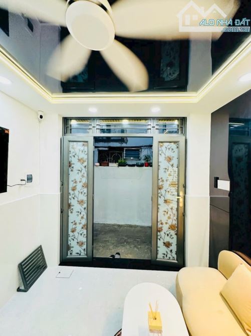 Giá mới : 2.850 tỷ Huỳnh Văn Nghệ CÁCH MẶT TIỀN ĐUỜNG 1 CĂN NHÀ-  SIÊU PHẨM P.AN HỘI TÂY ( - 1