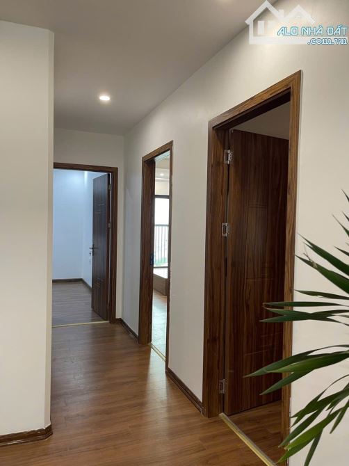 Bán căn hộ Mỹ Đình Plaza 2, 104m2, 3PN, căn góc, có 2 ban công mát, full đồ, giá đầu tư - 1