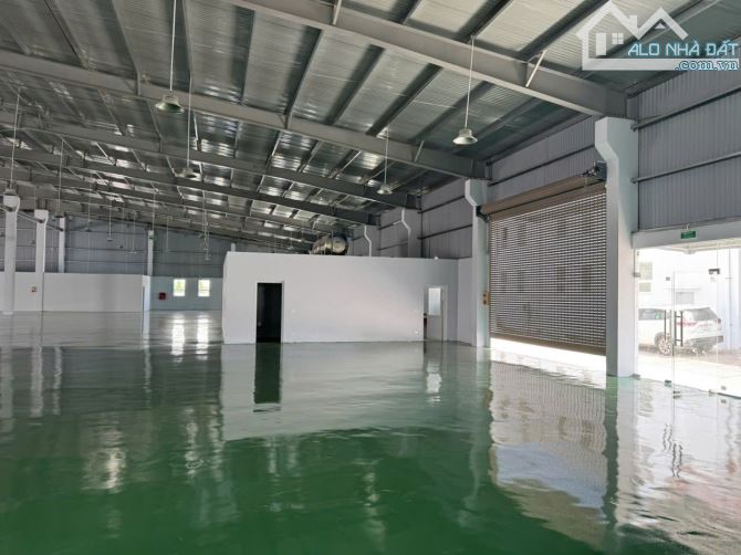 Cho thuê 2000 m2   kho xưởng  giá rẻ kcn Đồng Văn - 1