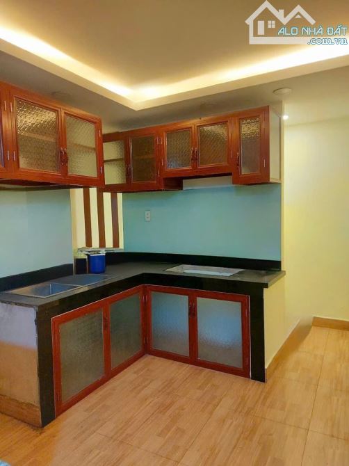 TRUNG TÂM Q.10 – LÝ THÁI TỔ – 4 TẦNG – CHỈ NHỈNH 6 TỶ - 1