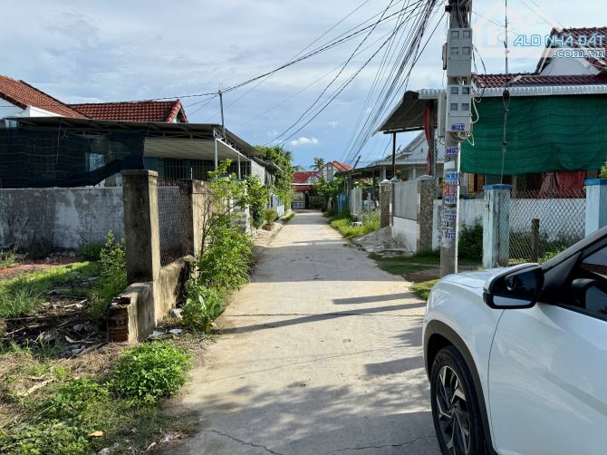 Kẹt tiền cần bán nhanh đất Ninh Phú giá rẻ, gần trung tâm Ninh Hoà. Giá chỉ 5tr/m2 - 1
