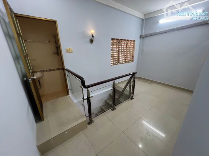 Bán Gấp Giá Rẻ Nhà MTKD đường 7A P 8 Quận 11 DT khủng: 4.5mx14.5m 2 Tầng giá chỉ 13.8 Tỷ - 1