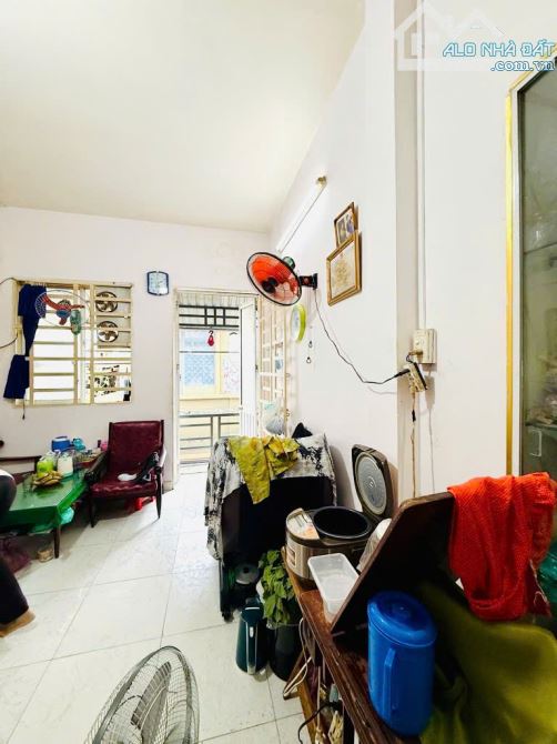 Bán đất tặng nhà 2 tầng 52m2 - Ngang đẹp 4,7m - Hẻm xe hơi P.3 - 1