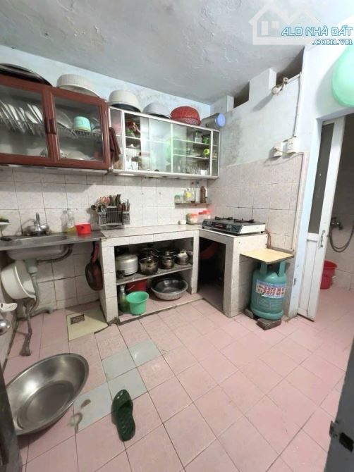 LÔ ĐẤT VÀNG DUY NHẤT HOÀNG MAI, GẦN ĐƯỜNG LỚN, TẶNG NHÀ 2 TẦNG SẴN SỔ, GIÁ TỐT. - 1