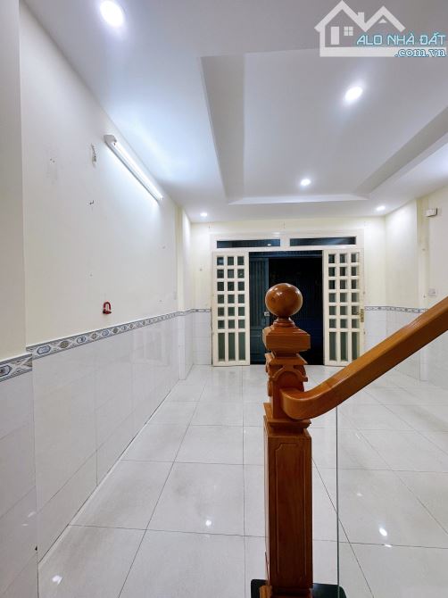 Nhà Bán Nhà 4 Tầng Cô Bắc Khu Vip Phan Xích Long - 1