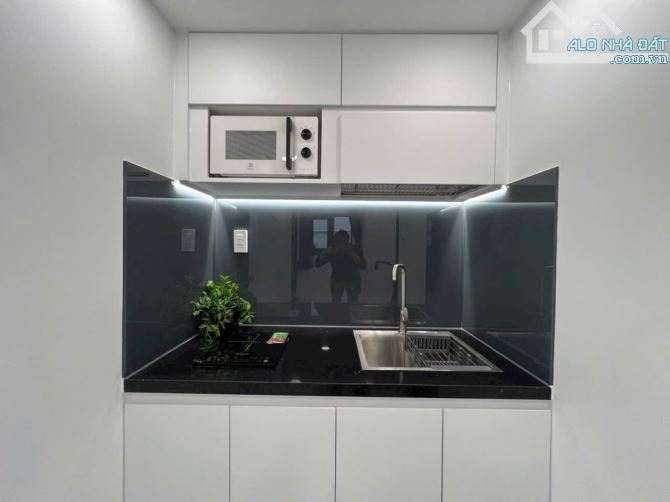 Nhỉnh 5 tỷ có MTKD Phan Xích Long, PN 4tầng vừa ở vừa KD,3PN, lô góc, sổ đẹp - 1