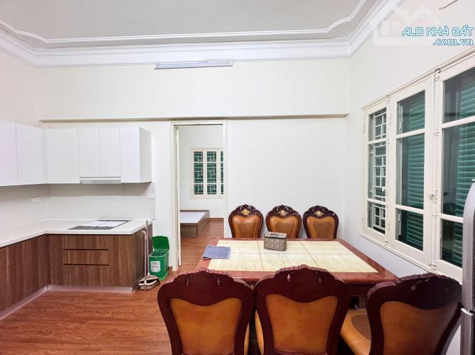 Cho thuê nhà ngõ 113 phố Nguyễn Bình Khiêm, Phường Nguyễn Du, Hai Bà Trưng. DT 70m x 4 - 1