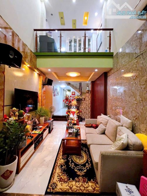 ĐẲNG CẤP NHÀ PHỐ THẨM MỸ VÀ TINH TẾ  HẼM TÔN ĐẢN THÔNG ĐƯỜNG SỐ 11 P4Q4 K. DOANH ⛳️  BUÔN - 12