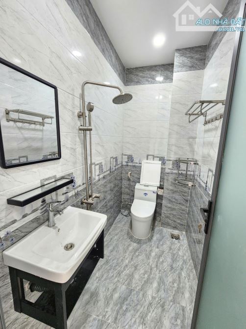 Bán nhà 1T2L 4x18m hoàn công, đường số 3 KDC Hoàng Nam 5 p. Tân Bình - 12