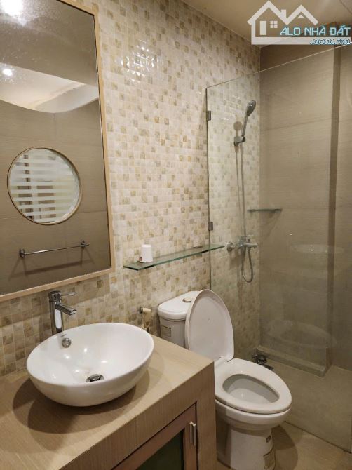 Nhà 4 tầng trung tâm thành phố, hẻm đường nguyễn thiện thuật, giá chỉ 5,5 tỉ - 15