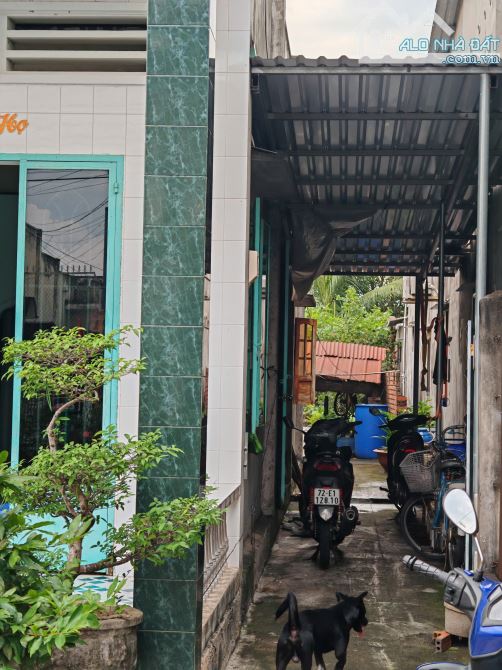 Chính chủ bán nhà mt 9m, 300m Thổ cư, kinh doanh tốt - chỉ 5 tỷ - 15
