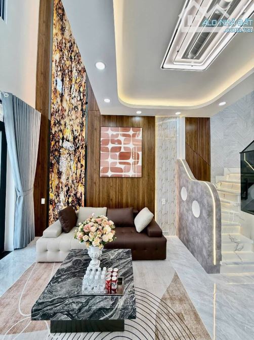 BÁN NHÀ 2 TẦNG - 45M2 - HẺM XE HƠI - FULL NỘI THẤT - THỐNG NHẤT GÒ VẤP, 5.35 TỶ - 2