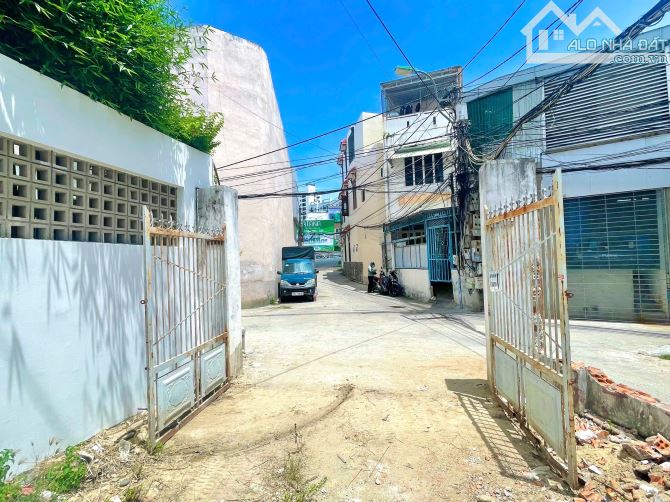 ĐẤT THỔ góc 2 mặt tiền cực đẹp , đường rộng đến 6m thông thoáng - 2