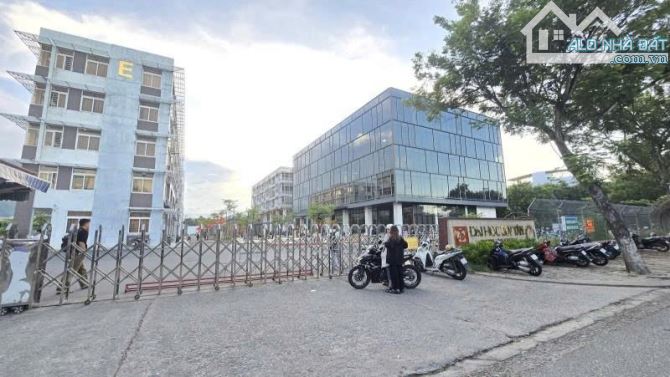 🔥 AI NHANH TAY SẼ CÓ – LÔ ĐẤT GÓC HOÀNG VĂN THÁI 105M² – GIÁ HẤP DẪN CHƯA TỪNG CÓ!  i - 2