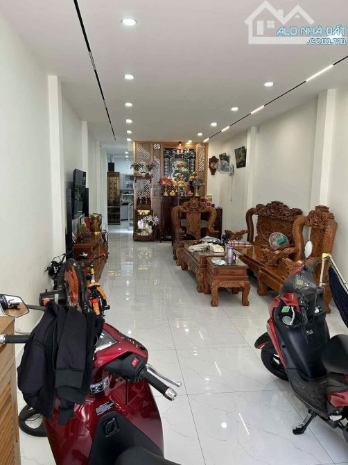 Chính Chủ Bán HXH Lê Thị Bạch Cát, P.11, Q.11: 4.15x20m, Giá Tốt Chỉ 11.5 Tỷ! - 2