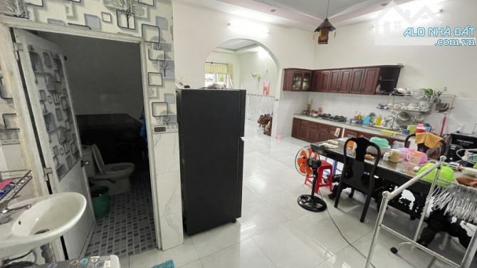 Bán nhà Đường Số 8 Linh Xuân, TP HCM, DT 168m2, 2 tầng, sổ hồng. Giá, 5.95 tỷ - 2