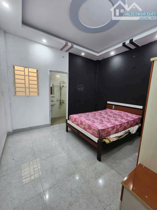 BÁN NHÀ 3 TẦNG HẺM LÊ THỊ RIÊNG - QUẬN 12 - GIÁ 5ty490 - 2