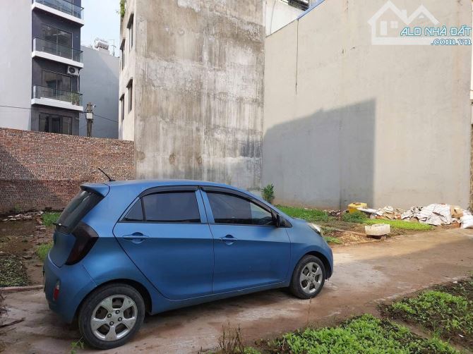Bán 50m2 Đất Thạch Bàn, Ô tô đỗ cửa giá đầu tư - 2