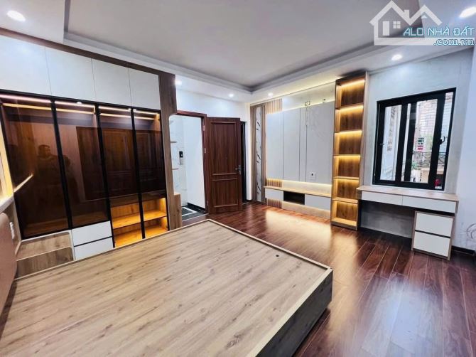 🏡 NAM TỪ LIÊM – NHÀ ĐẸP XÂY MỚI Dt 45m² x 6T thang máy – ngõ thông, ô tô vào nhà. Giá 9tỷ - 2