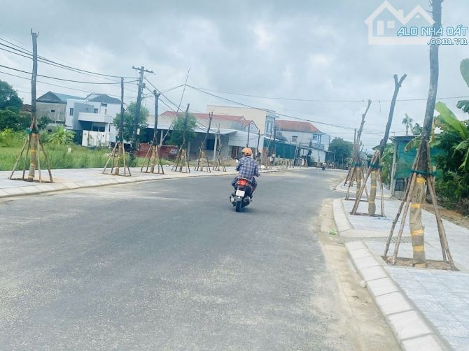 Cả Đất & Nhà 2 Mặt Tiền TT Sịa – Cách Nguyễn Kim Thành chỉ 200m💰9.x triệu/m² - 2