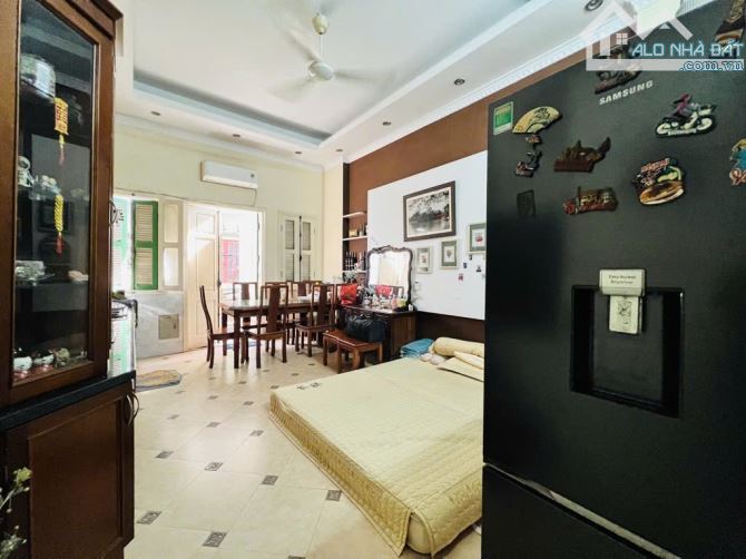 BÁN NHÀ KHU PHÂN LÔ OTO TRÁNH KD QUẬN HAI BÀ TRƯNG - 36M2 X 6 TẦNG - MT 4M - SỔ VUÔNG - 2