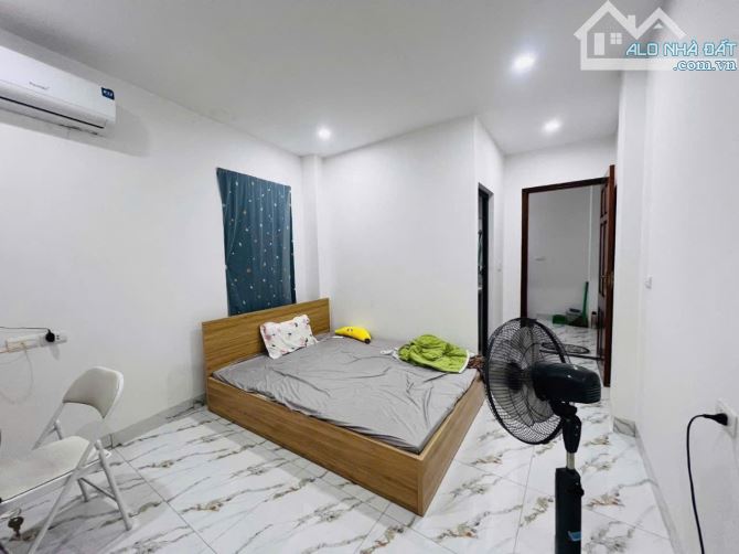 Bán nhà lô góc Mỹ Đình 45m² 4 tầng, full nội thất chỉ 8 tỷ - 2