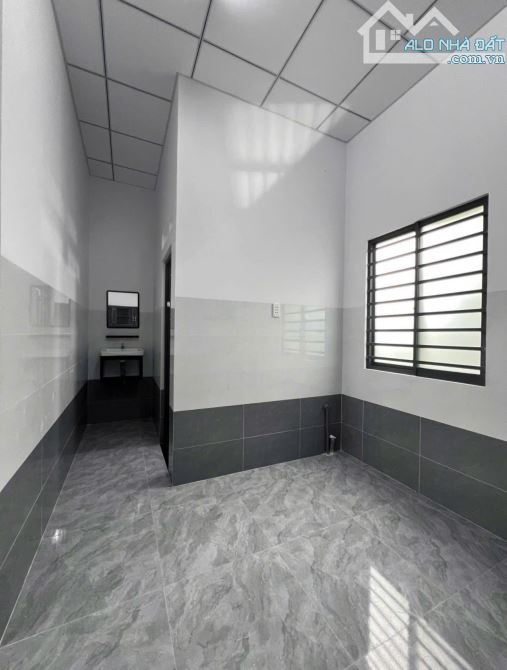 GẤP GẤP ! BÁN NHÀ MỚI XÂY Ở TÂN XUÂN 5x14 ( 70m2 ) 790 TRIỆU SỔ HỒNG RIÊNG - 2