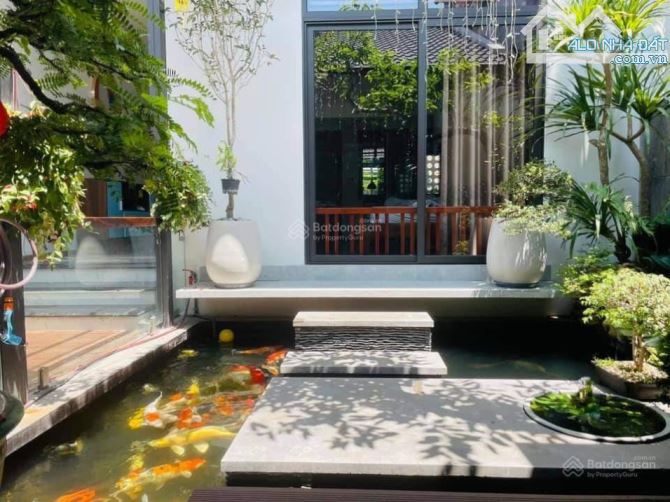 Biệt thự sân vườn cây xanh thoáng mát 20x20m 3 tầng không gian sống tách biệt, yên tĩnh - 2