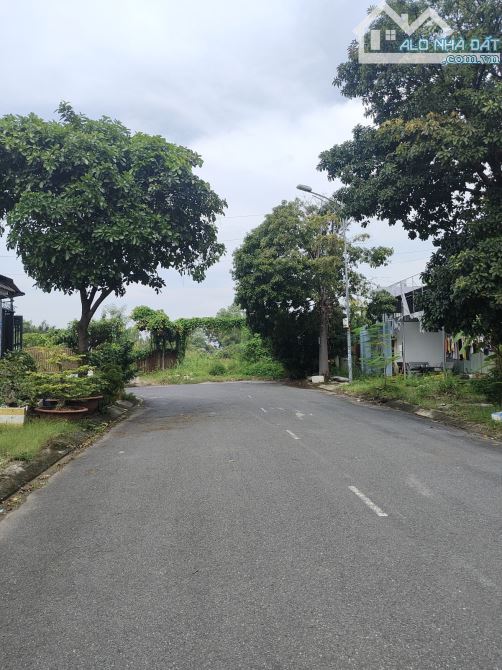 KDC NAM KHANG - LÔ GÓC - FULL THỔ - XÂY DỰNG CAO - DÂN CƯ ĐÔNG ĐÚC.  + Vị trí đất tại lô g - 1