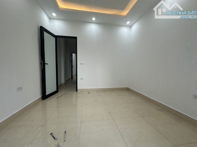 +Bán căn nhà biệt thự liền kề di trạch hoài đức tầng xây mới nội thất WC đầy đủ xách vali - 2