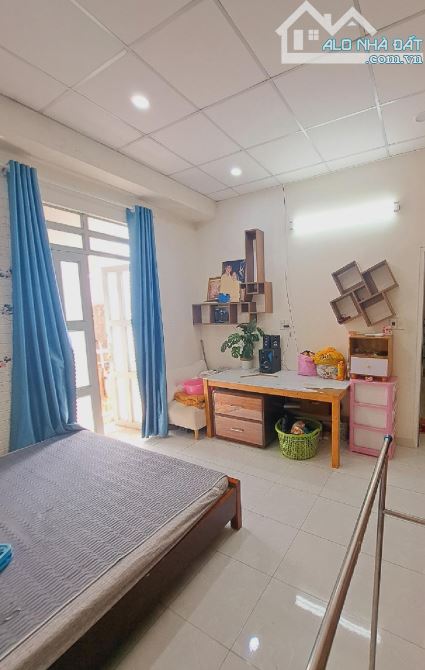 💥Chỉ 2ty750 có ngay nhà 2 TẦNG kiên cố_ 65m2_ Ngay công viên PHẦN MỀM QUANG TRUNG- QL1A - 2