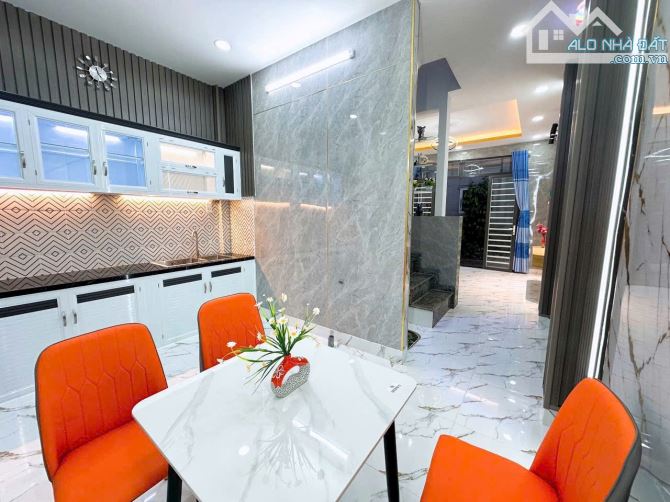 Nhà SHR thị trấn Cần Giuộc có sẵn tuyến xe buýt lên Sài Gòn - 2