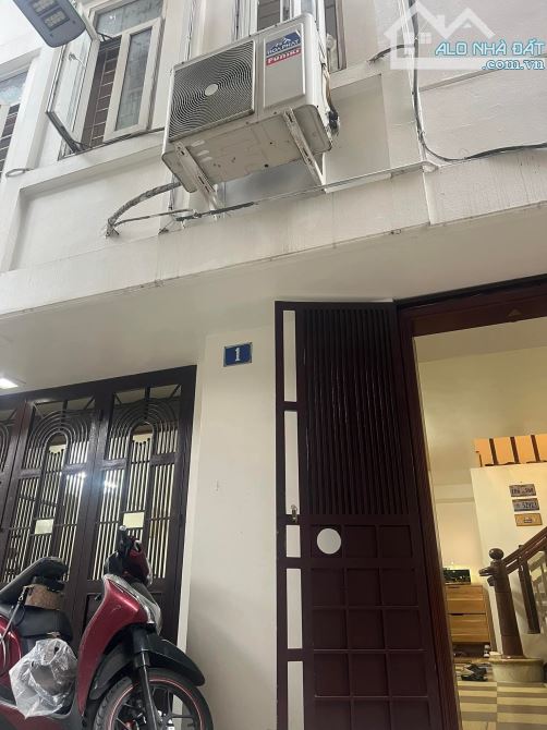 Oto vào nhà, 230 Lạc Trung, nhà tự xây Văn phòng CTY, 48m2 x mtiền 8m. Giá 18.6 tỷ