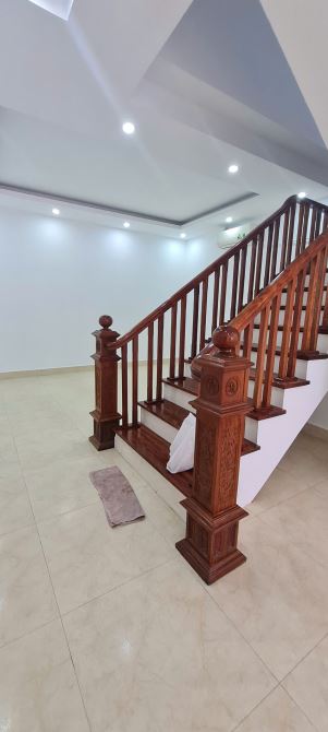 Cho thuê nhà Lê Trọng Tấn – Thanh Xuân DT 60m x 5 tầng, mới đẹp ôtô đỗ, giá 20tr/th - 2