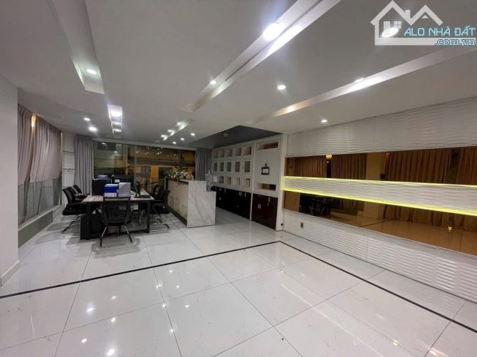 CẦN TIỀN BÁN GẤP NHÀ PHỐ MT 6M , HẺM NHỰA 6M - 2