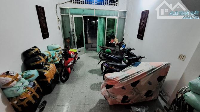 NGAY CHỢ VẢI TÂN BÌNH - LÝ THƯỜNG KIỆT, hàng xóm Q10,  4X17, 3 TẤM ĐÚC, 4PN - nhỉnh 7 tỷ - 2