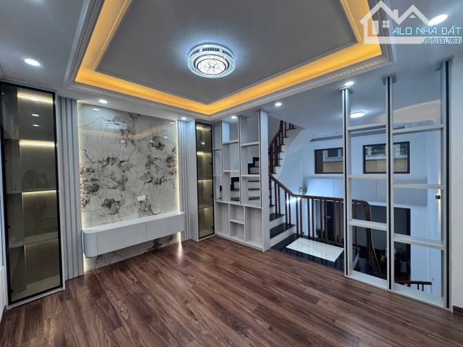 Bán nhà Xuân Đỉnh, 41m x 4 tầng, nội thất đẹp, mặt ngõ 4m, gần Đại Sứ Quán Hàn. - 2