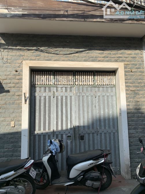 Cho thuê nhà Mặt dường Phố Phan Đình Giót, HĐ, 50m2 x 4 tầng, 3 ngủ, 3 vệ sinh, 14 - 2