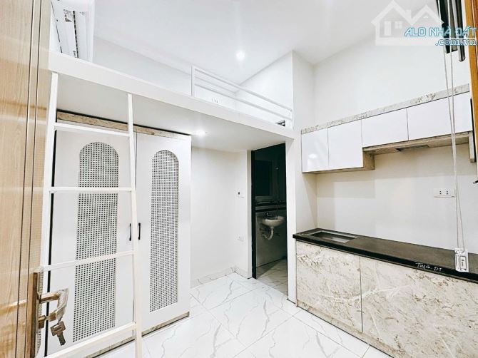 CẦU GIẤY 45m 6T MT3.6m 11 TỶ CHDV XÂY MỚI 11 PHÒNG DOANH THU 55TR/THÁNG - 2