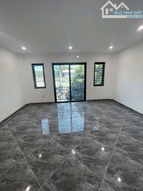 🏡 BÁN NHÀ ĐỘC LẬP – Ô TÔ NGỦ TRONG NHÀ, NGÕ RỘNG THÔNG THOÁNG - 2